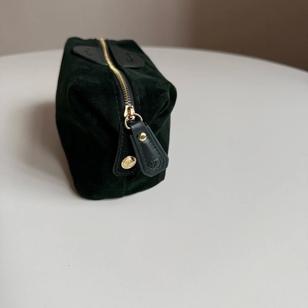 Travel Pouch Dark Green Zippered Cosmetic bag BA First Class Temperley London